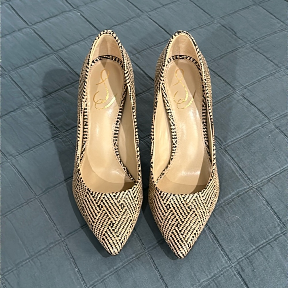 Sam Edelman Hazel Pointed Toe Heel in Natural / Black - Size 8.5